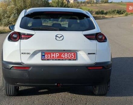 Белый Мазда MX-30, объемом двигателя 0 л и пробегом 105 тыс. км за 13800 $, фото 73 на Automoto.ua