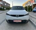 Белый Мазда MX-30, объемом двигателя 0 л и пробегом 68 тыс. км за 14000 $, фото 2 на Automoto.ua