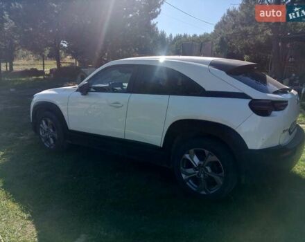 Білий Мазда MX-30, об'ємом двигуна 0 л та пробігом 115 тис. км за 9800 $, фото 18 на Automoto.ua