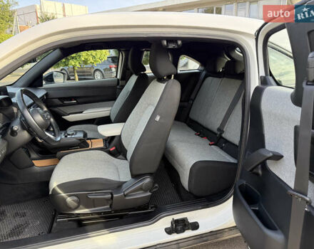 Білий Мазда MX-30, об'ємом двигуна 0 л та пробігом 33 тис. км за 14850 $, фото 49 на Automoto.ua