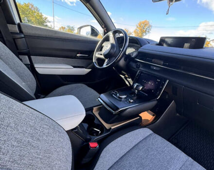 Мазда MX-30 2021 в Киеве на Automoto.ua Белый Мазда MX-30, объемом двигателя 0 л и пробегом 24 тыс. км за 15500 $, фото 24 на Automoto.ua