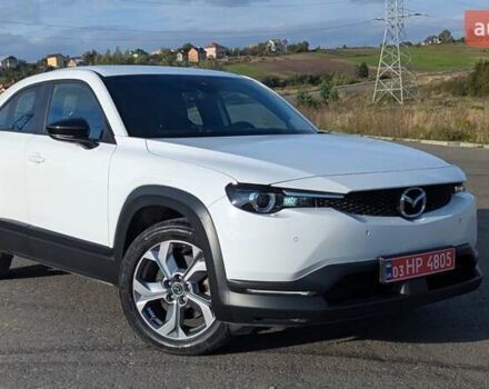 Белый Мазда MX-30, объемом двигателя 0 л и пробегом 105 тыс. км за 13800 $, фото 35 на Automoto.ua