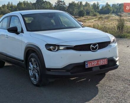 Белый Мазда MX-30, объемом двигателя 0 л и пробегом 105 тыс. км за 13800 $, фото 22 на Automoto.ua