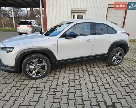 Білий Мазда MX-30, об'ємом двигуна 0 л та пробігом 12 тис. км за 14900 $, фото 18 на Automoto.ua
