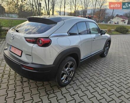 Білий Мазда MX-30, об'ємом двигуна 0 л та пробігом 12 тис. км за 14900 $, фото 24 на Automoto.ua