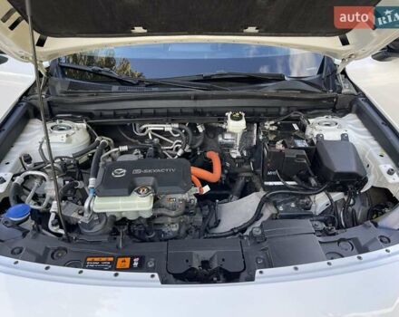 Белый Мазда MX-30, объемом двигателя 0 л и пробегом 26 тыс. км за 14400 $, фото 62 на Automoto.ua