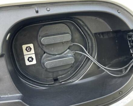 Белый Мазда MX-30, объемом двигателя 0 л и пробегом 26 тыс. км за 14400 $, фото 39 на Automoto.ua