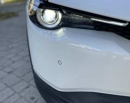 Белый Мазда MX-30, объемом двигателя 0 л и пробегом 26 тыс. км за 14400 $, фото 27 на Automoto.ua