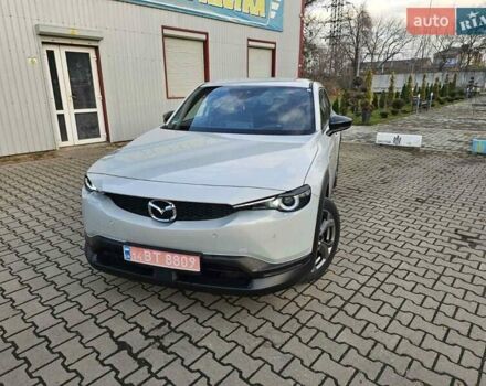 Білий Мазда MX-30, об'ємом двигуна 0 л та пробігом 12 тис. км за 14900 $, фото 30 на Automoto.ua