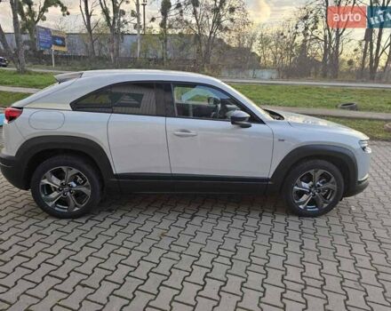 Білий Мазда MX-30, об'ємом двигуна 0 л та пробігом 12 тис. км за 14900 $, фото 14 на Automoto.ua