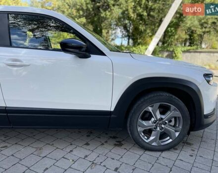 Белый Мазда MX-30, объемом двигателя 0 л и пробегом 26 тыс. км за 14400 $, фото 11 на Automoto.ua