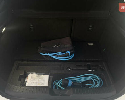 Белый Мазда MX-30, объемом двигателя 0 л и пробегом 27 тыс. км за 14700 $, фото 10 на Automoto.ua