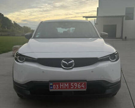 Белый Мазда MX-30, объемом двигателя 0 л и пробегом 27 тыс. км за 14700 $, фото 6 на Automoto.ua