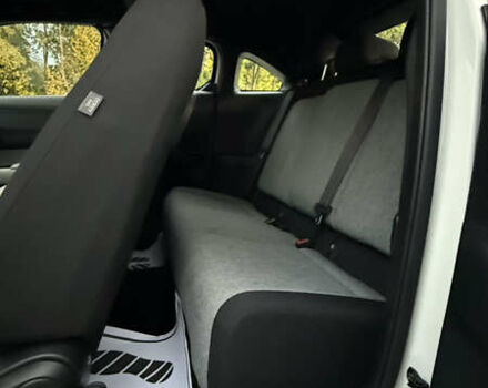 Белый Мазда MX-30, объемом двигателя 0 л и пробегом 27 тыс. км за 14700 $, фото 12 на Automoto.ua