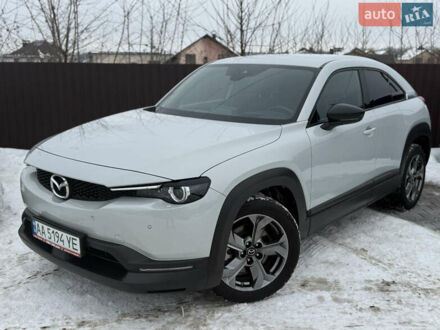 Білий Мазда MX-30, об'ємом двигуна 0 л та пробігом 99 тис. км за 14500 $, фото 1 на Automoto.ua