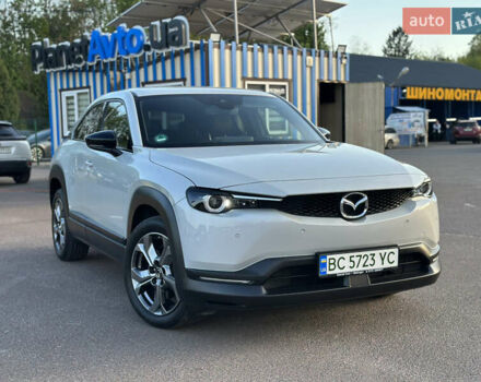 Білий Мазда MX-30, об'ємом двигуна 0 л та пробігом 37 тис. км за 15612 $, фото 1 на Automoto.ua