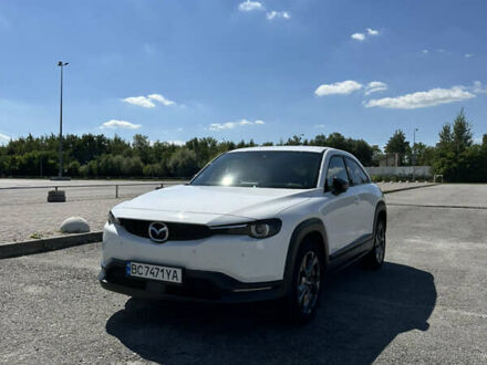 Мазда MX-30 2021 у Львові на Automoto.ua Білий Мазда MX-30, об'ємом двигуна 0 л та пробігом 14 тис. км за 18000 $, фото 1 на Automoto.ua