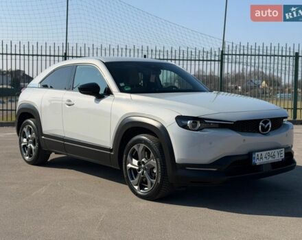 Білий Мазда MX-30, об'ємом двигуна 0 л та пробігом 18 тис. км за 16999 $, фото 1 на Automoto.ua
