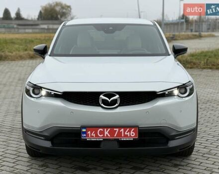 Белый Мазда MX-30, объемом двигателя 0 л и пробегом 27 тыс. км за 14900 $, фото 1 на Automoto.ua