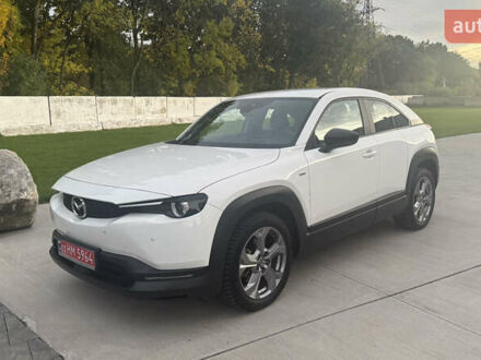 Белый Мазда MX-30, объемом двигателя 0 л и пробегом 27 тыс. км за 14700 $, фото 1 на Automoto.ua