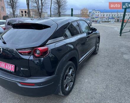 Черный Мазда MX-30, объемом двигателя 0 л и пробегом 68 тыс. км за 14500 $, фото 3 на Automoto.ua