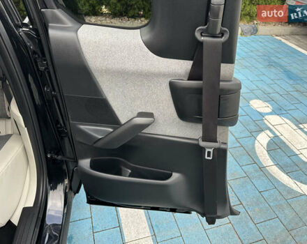 Черный Мазда MX-30, объемом двигателя 0 л и пробегом 36 тыс. км за 14200 $, фото 54 на Automoto.ua