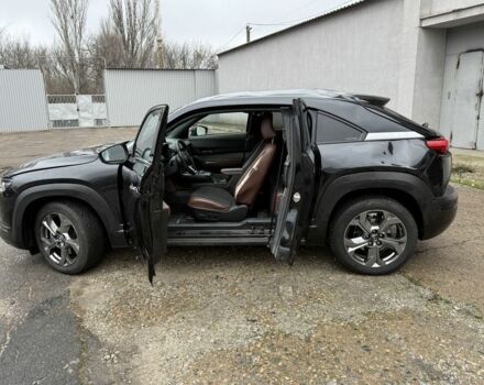 Чорний Мазда MX-30, об'ємом двигуна 0 л та пробігом 90 тис. км за 8000 $, фото 6 на Automoto.ua