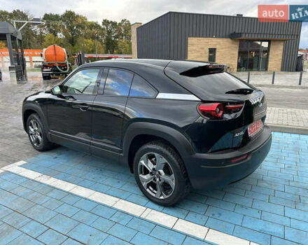 Черный Мазда MX-30, объемом двигателя 0 л и пробегом 36 тыс. км за 15200 $, фото 6 на Automoto.ua