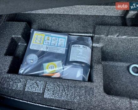 Чорний Мазда MX-30, об'ємом двигуна 0 л та пробігом 40 тис. км за 14550 $, фото 98 на Automoto.ua