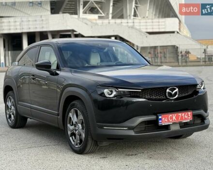 Черный Мазда MX-30, объемом двигателя 0 л и пробегом 26 тыс. км за 14600 $, фото 6 на Automoto.ua