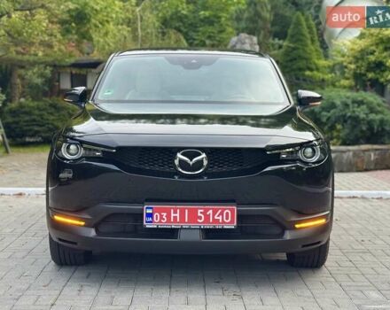 Черный Мазда MX-30, объемом двигателя 0 л и пробегом 38 тыс. км за 14600 $, фото 24 на Automoto.ua