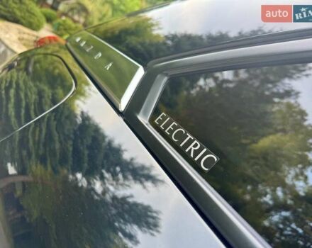 Черный Мазда MX-30, объемом двигателя 0 л и пробегом 38 тыс. км за 14600 $, фото 22 на Automoto.ua