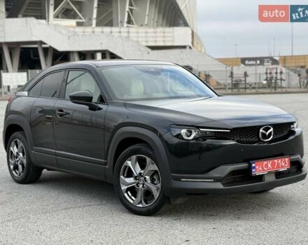 Черный Мазда MX-30, объемом двигателя 0 л и пробегом 26 тыс. км за 14600 $, фото 4 на Automoto.ua
