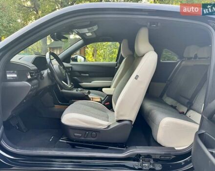 Черный Мазда MX-30, объемом двигателя 0 л и пробегом 38 тыс. км за 14600 $, фото 64 на Automoto.ua