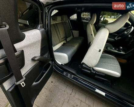 Чорний Мазда MX-30, об'ємом двигуна 0 л та пробігом 27 тис. км за 15700 $, фото 42 на Automoto.ua