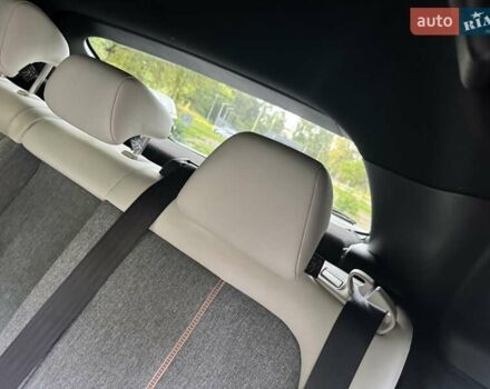 Черный Мазда MX-30, объемом двигателя 0 л и пробегом 38 тыс. км за 14600 $, фото 114 на Automoto.ua