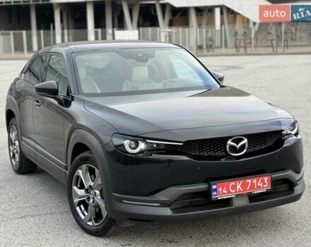 Черный Мазда MX-30, объемом двигателя 0 л и пробегом 26 тыс. км за 14600 $, фото 1 на Automoto.ua