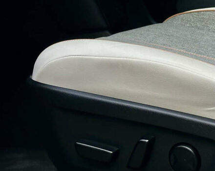 Чорний Мазда MX-30, об'ємом двигуна 0 л та пробігом 27 тис. км за 15700 $, фото 30 на Automoto.ua