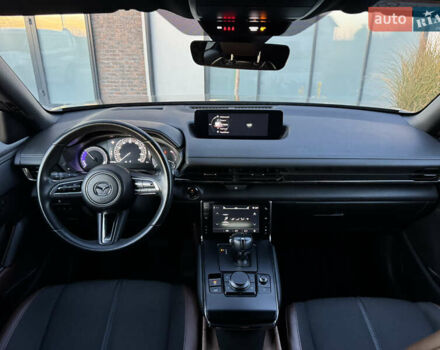 Черный Мазда MX-30, объемом двигателя 0 л и пробегом 20 тыс. км за 14500 $, фото 5 на Automoto.ua
