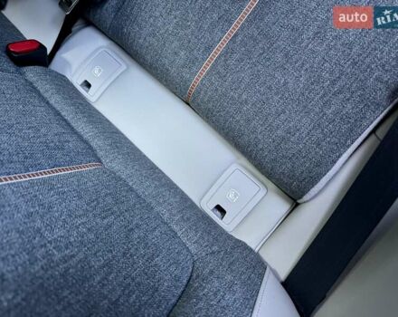 Чорний Мазда MX-30, об'ємом двигуна 0 л та пробігом 40 тис. км за 14550 $, фото 83 на Automoto.ua