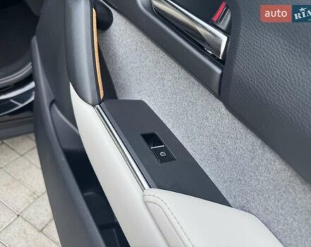 Черный Мазда MX-30, объемом двигателя 0 л и пробегом 38 тыс. км за 14600 $, фото 99 на Automoto.ua