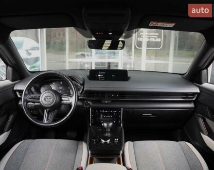 Чорний Мазда MX-30, об'ємом двигуна 0 л та пробігом 5 тис. км за 20000 $, фото 10 на Automoto.ua