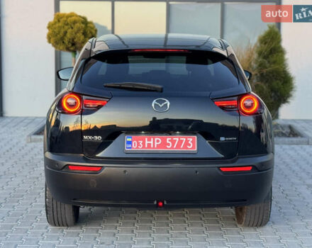 Черный Мазда MX-30, объемом двигателя 0 л и пробегом 20 тыс. км за 14500 $, фото 13 на Automoto.ua