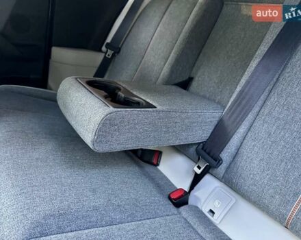 Чорний Мазда MX-30, об'ємом двигуна 0 л та пробігом 40 тис. км за 14550 $, фото 84 на Automoto.ua