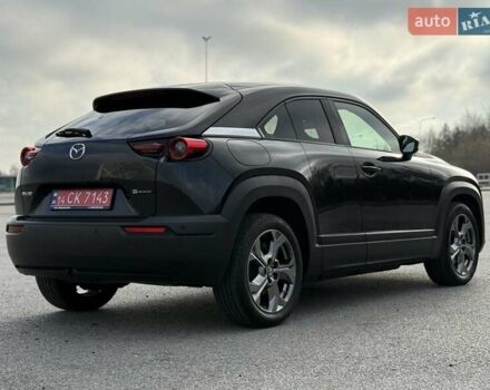 Черный Мазда MX-30, объемом двигателя 0 л и пробегом 26 тыс. км за 14600 $, фото 10 на Automoto.ua