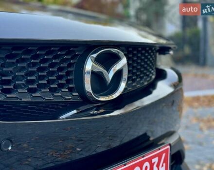Чорний Мазда MX-30, об'ємом двигуна 0 л та пробігом 40 тис. км за 14550 $, фото 12 на Automoto.ua