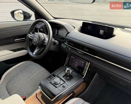 Черный Мазда MX-30, объемом двигателя 0 л и пробегом 26 тыс. км за 14600 $, фото 37 на Automoto.ua