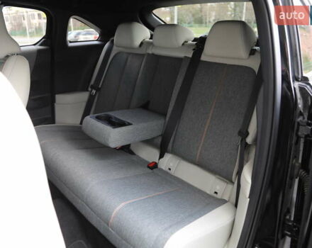 Чорний Мазда MX-30, об'ємом двигуна 0 л та пробігом 5 тис. км за 20000 $, фото 6 на Automoto.ua