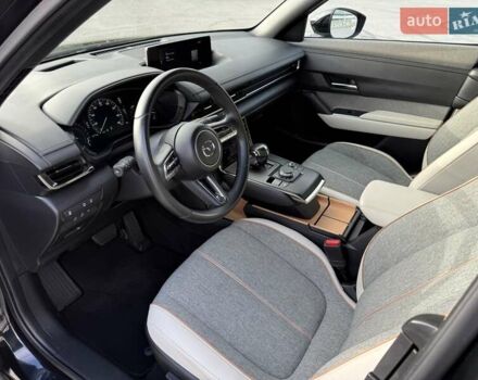 Черный Мазда MX-30, объемом двигателя 0 л и пробегом 26 тыс. км за 14600 $, фото 29 на Automoto.ua