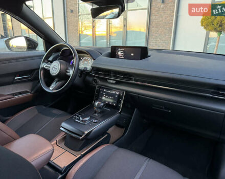 Черный Мазда MX-30, объемом двигателя 0 л и пробегом 20 тыс. км за 14500 $, фото 39 на Automoto.ua